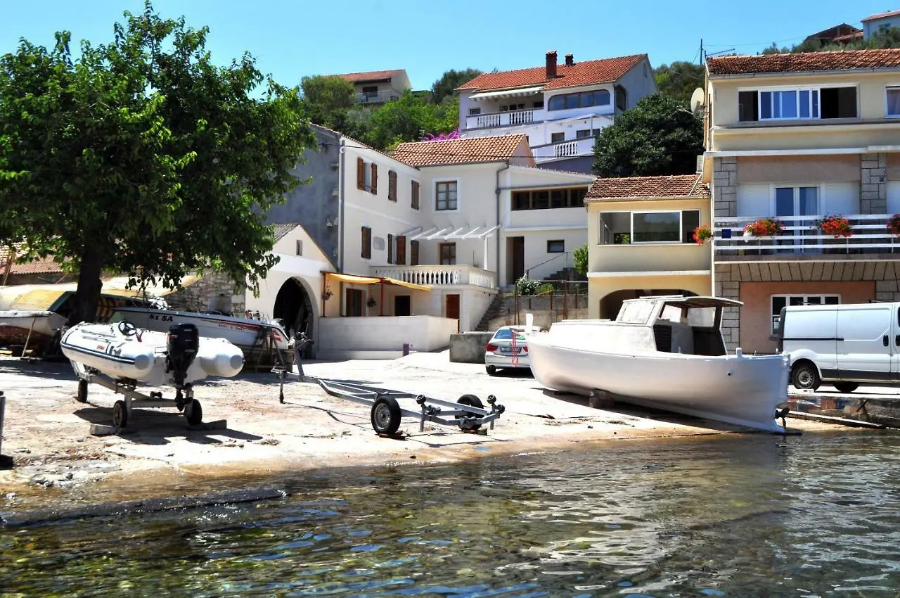 Bay Sascica Appartement Sali 0*,  Kroatië